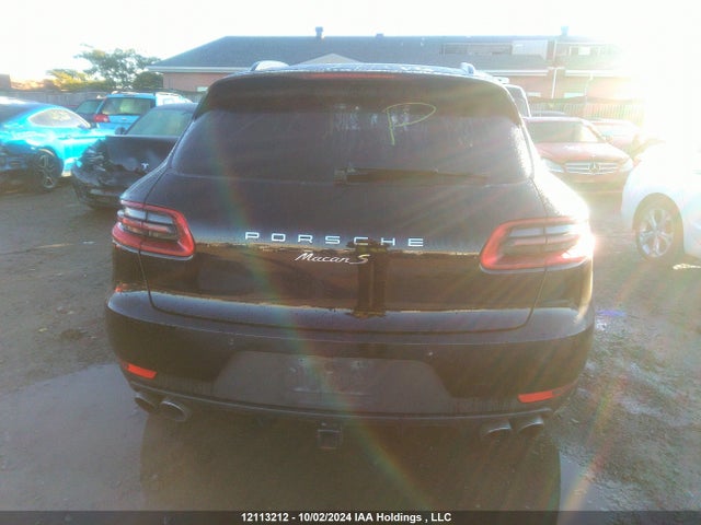 Porsche MACAN S 2015 WP1AB2A54FLB41065 Image 17