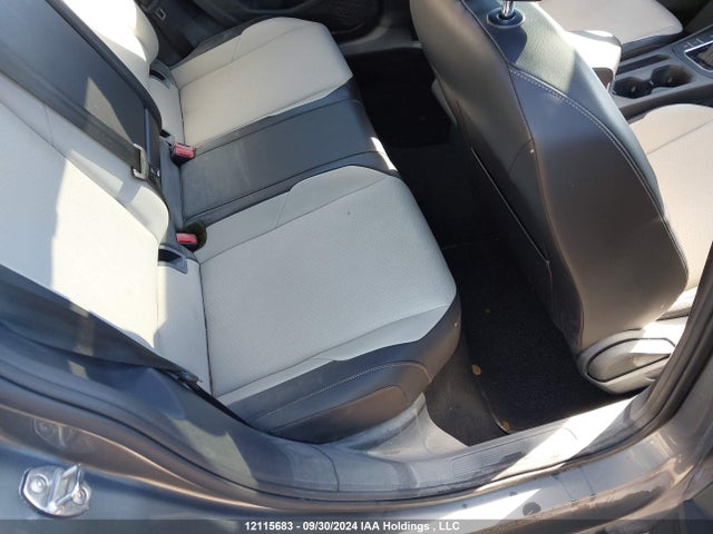 3VWE57BU9KM023743 Volkswagen 1.8 tsi