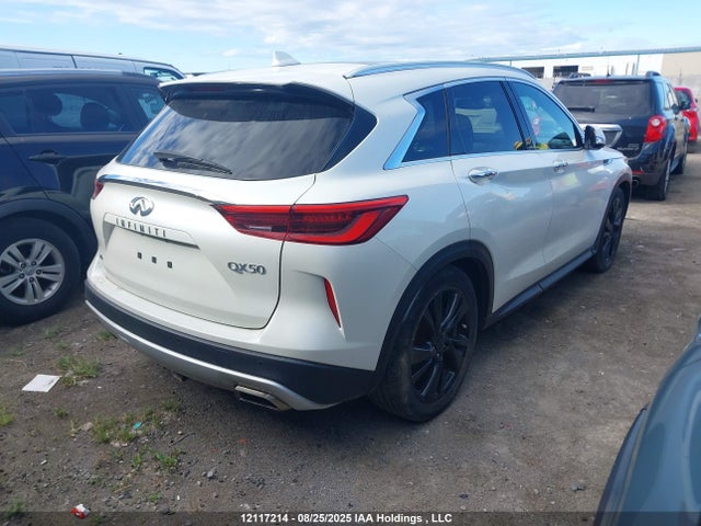 3PCAJ5M31KF109042 Infiniti QX50