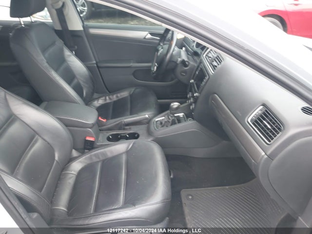 3VWL17AJ1HM380434 Volkswagen 1.8 tsi