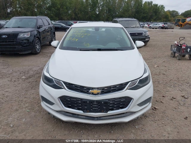 1G1BE5SM2J7156257 Chevrolet Cruze