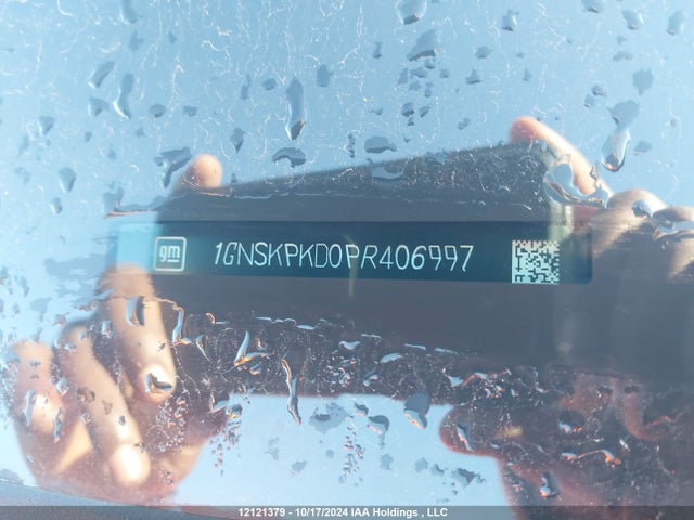 12121379 :رقم المزاد ، 1GNSKPKD0PR406997 vin ، 2023 Chevrolet Tahoe مزاد بيع