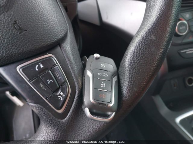 1FMCU0GD8HUA16747 Ford ESCAPE SE