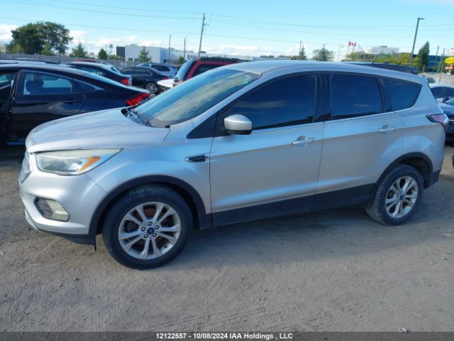 1FMCU0GD8HUA16747 Ford ESCAPE SE