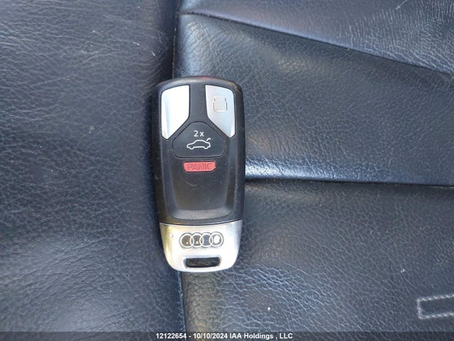 2019 Audi A4 Sedan მანქანა იყიდება აუქციონზე, vin: WAUANAF44KA065496, აუქციონის ნომერი: 12122654