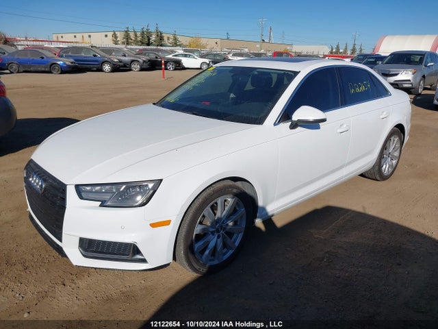 2019 Audi A4 Sedan მანქანა იყიდება აუქციონზე, vin: WAUANAF44KA065496, აუქციონის ნომერი: 12122654
