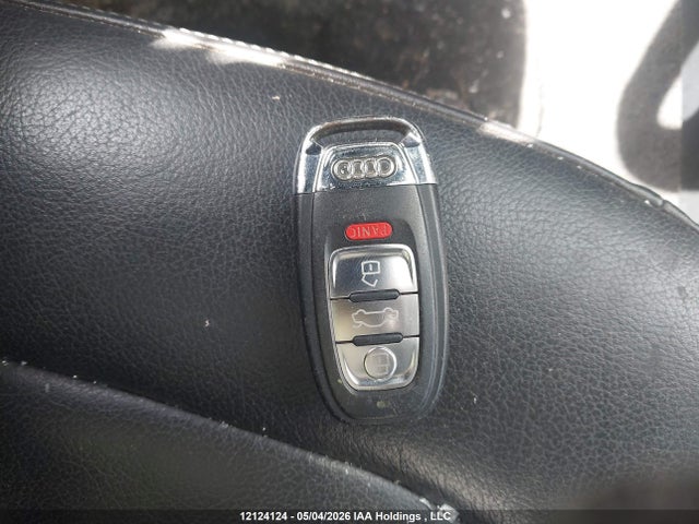 Продажа на аукционе авто 2014 Audi A4, vin: WAUBFCFL3EN035021, номер лота: 12124124