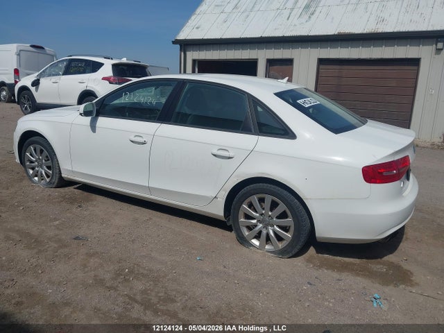Продажа на аукционе авто 2014 Audi A4, vin: WAUBFCFL3EN035021, номер лота: 12124124