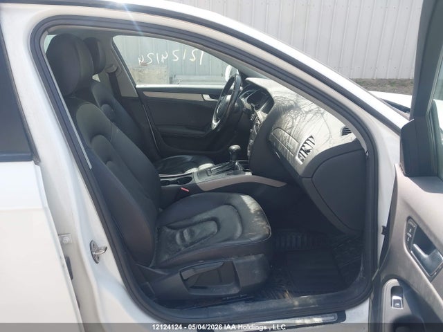 Продажа на аукционе авто 2014 Audi A4, vin: WAUBFCFL3EN035021, номер лота: 12124124