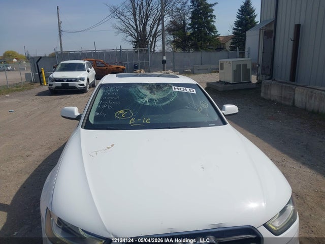 Продажа на аукционе авто 2014 Audi A4, vin: WAUBFCFL3EN035021, номер лота: 12124124