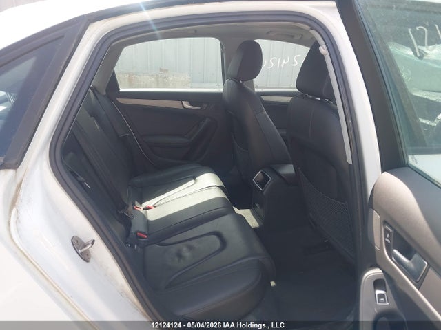 Продажа на аукционе авто 2014 Audi A4, vin: WAUBFCFL3EN035021, номер лота: 12124124