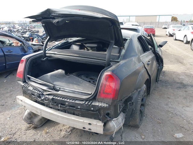 Chrysler 300 2019 2C3CCABG8KH731010 Image 4