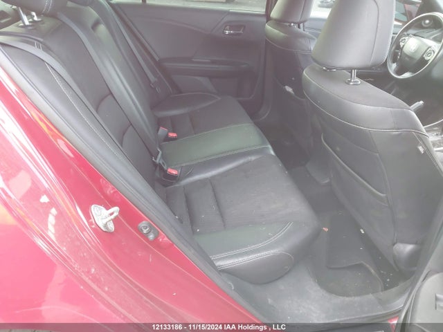 1HGCR2F56HA806997 Honda ACCORD SEDAN