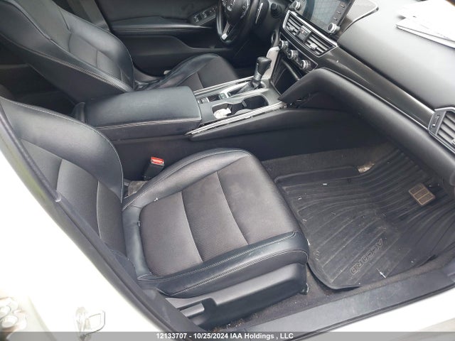 1HGCV1F30JA811770 Honda l15be