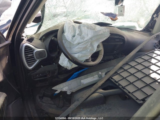 KNDJ33AU8L7060070 KIA mpi nu