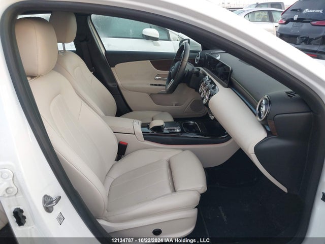 WDD3F4HB5LJ130630 Mercedes-Benz A-Class