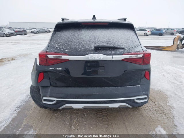 KNDETCA29P7358004 KIA Seltos