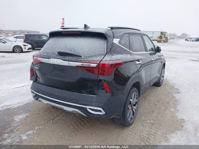 KNDETCA29P7358004 KIA Seltos