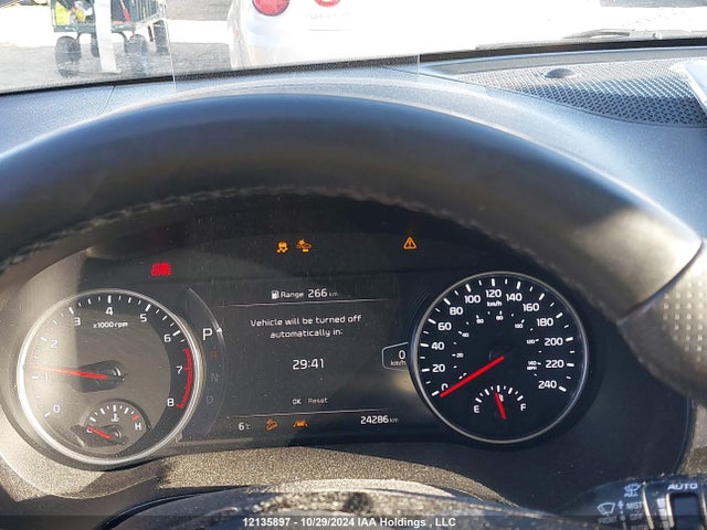 KNDETCA29P7358004 KIA Seltos