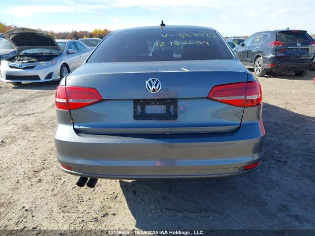 3VW2K7AJ2FM327022 Volkswagen Jetta