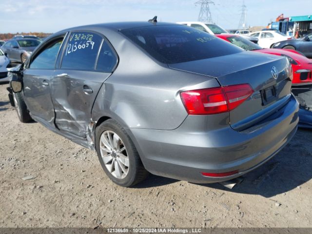 3VW2K7AJ2FM327022 Volkswagen Jetta