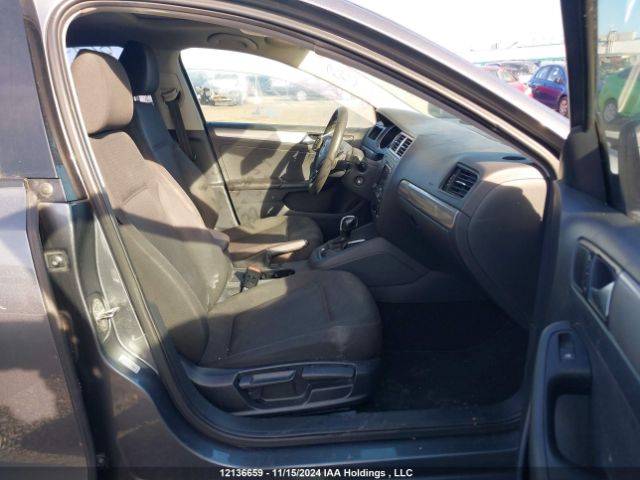 3VW2K7AJ2FM327022 Volkswagen Jetta