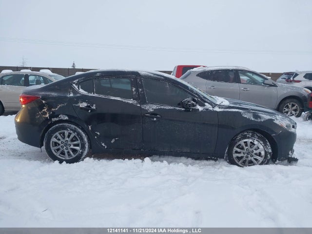 3MZBM1U77FM210026 Mazda pe