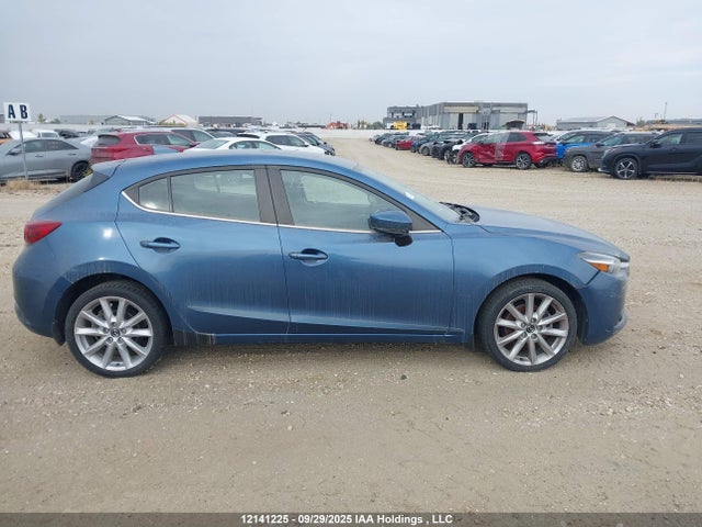 3MZBN1M36JM183632 Mazda py