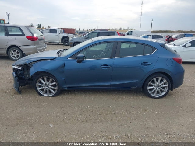 3MZBN1M36JM183632 Mazda py