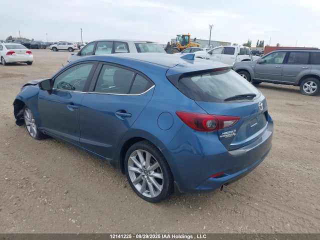 3MZBN1M36JM183632 Mazda py
