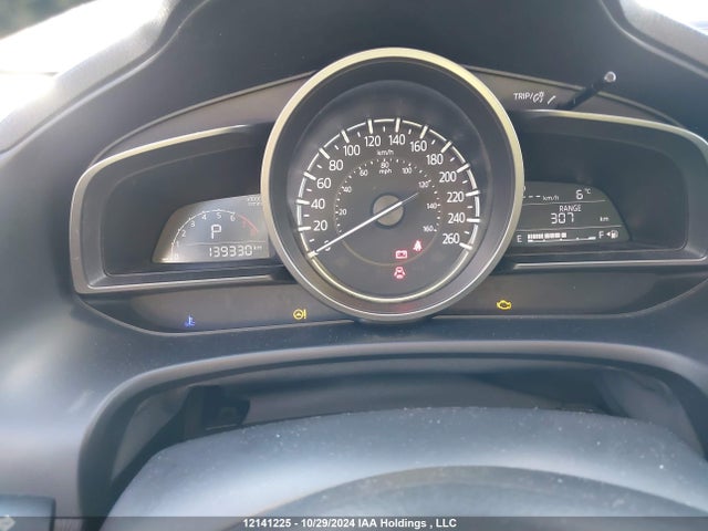 3MZBN1M36JM183632 Mazda py