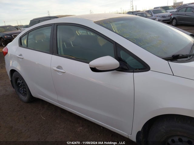 KIA 2014 2014 KNAFK4A68E5245554 Image 22
