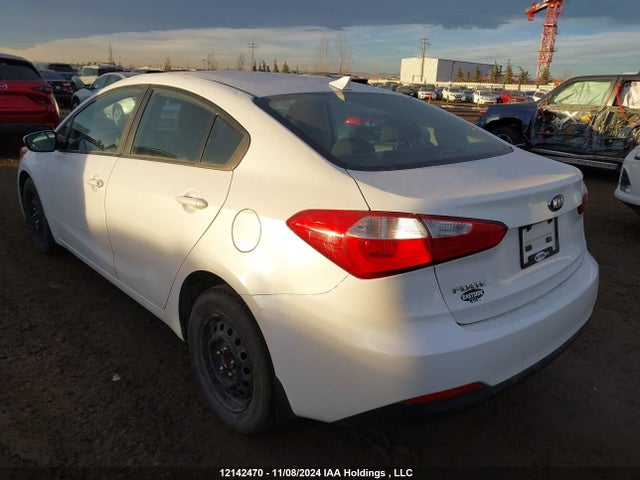 KIA 2014 2014 KNAFK4A68E5245554 Image 3