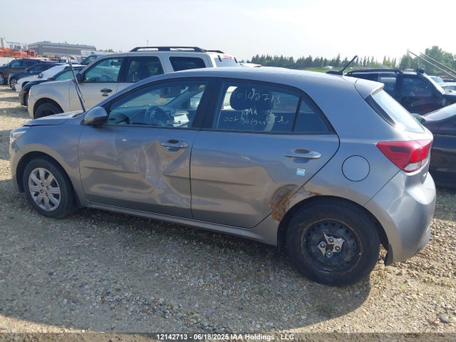 3KPA25AD1ME383165 KIA RIO 5-DOOR