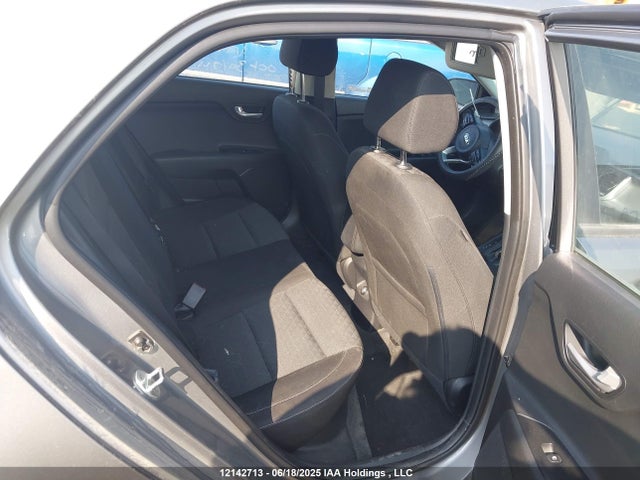 3KPA25AD1ME383165 KIA RIO 5-DOOR