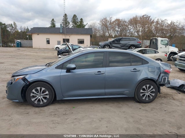 JTDBDMHE1R3012321 Toyota 2zr-fxe