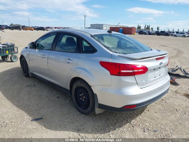 1FADP3F28FL271425 Ford 2015