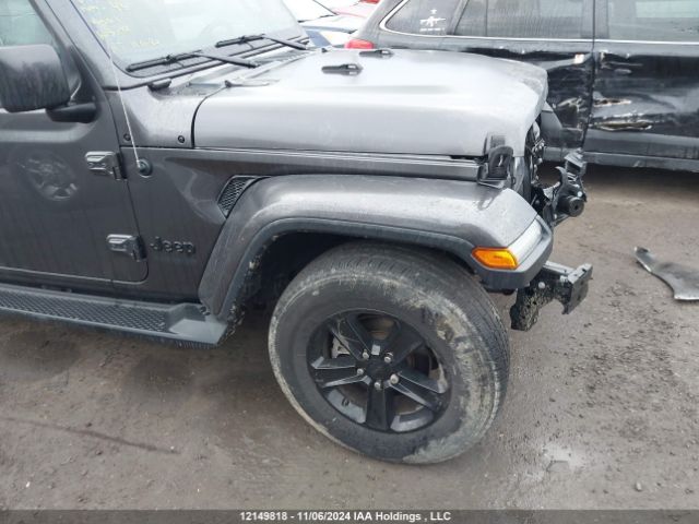 1C4HJXEN1LW318496 Jeep Wrangler Unlimited Sahara