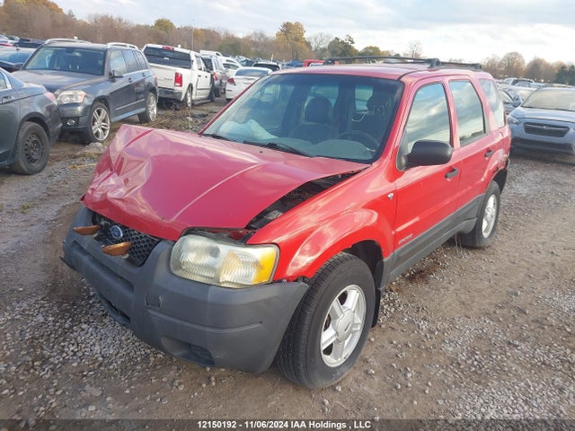 12150192 :رقم المزاد ، 1FMYU02122KD08318 vin ، 2002 Ford Escape مزاد بيع