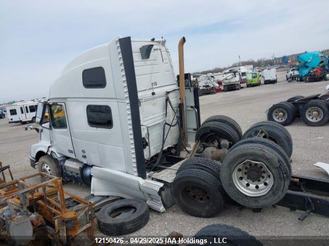 4V4NC9EH8JN888716 Volvo Volvo