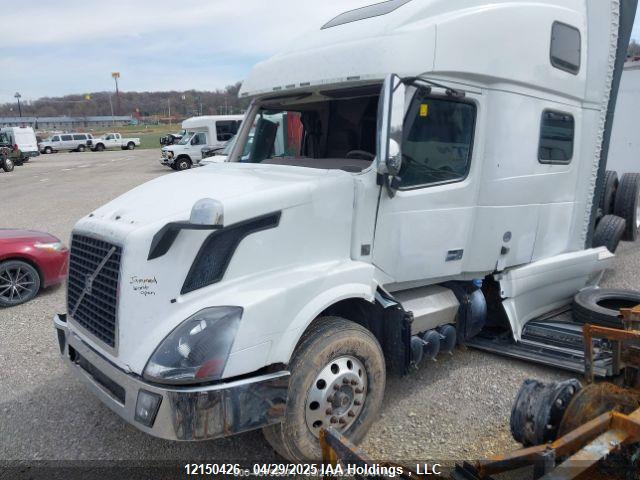 4V4NC9EH8JN888716 Volvo Volvo