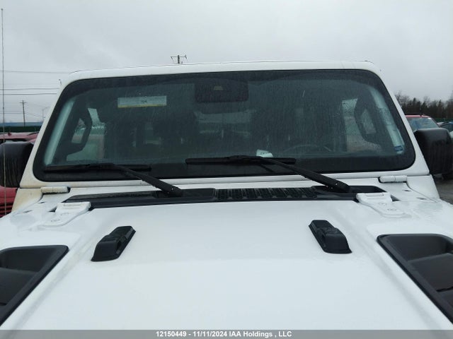 1C4HJXFG5MW814564 Jeep 2021