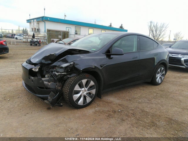 7SAYGAEE4RF040771 Tesla Model Y