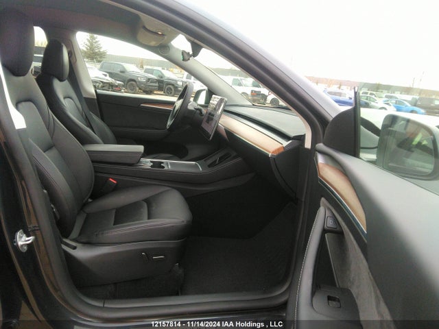 7SAYGAEE4RF040771 Tesla Model Y