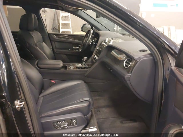 Bentley Dcu 2019 SJAAM2ZV7KC024608 Image 5