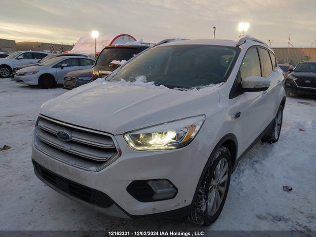 1FMCU9J98JUB00663 Ford 2018