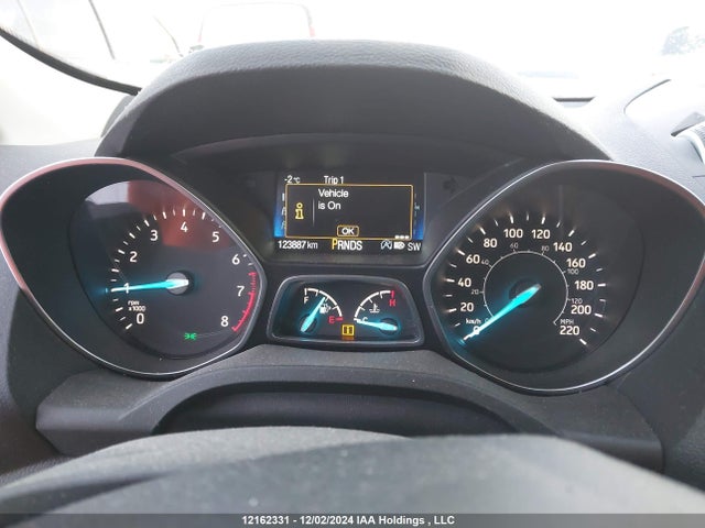 1FMCU9J98JUB00663 Ford 2018