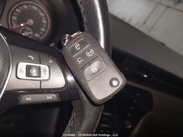 1VWAA7A34LC016009 Volkswagen PASSAT S