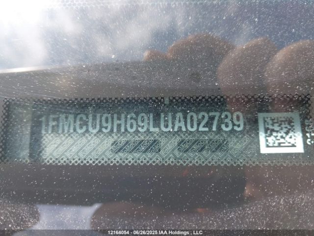 1FMCU9H69LUA02739 Ford 2020