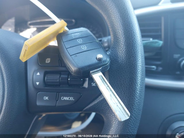 12165370 :رقم المزاد ، 5XYPG4A33GG084572 vin ، 2016 Kia Sorento مزاد بيع